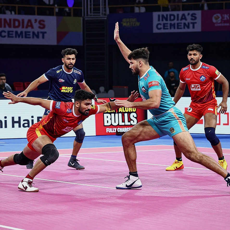 ৩৭-৩৪ স্কোরলাইনের ভেতরের গ্রিড: ইরানের বোনাস-অর্থনীতি ও ভারতের অল-আউটের ঘড়ি