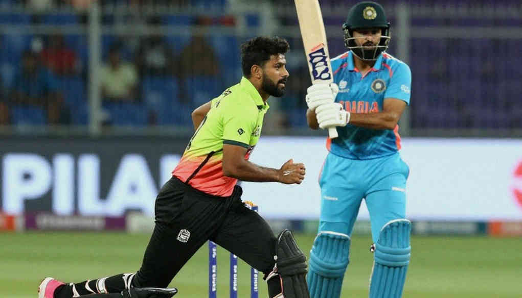 বিশপের অভিষেক, মুশফিকের হাত আর রোচের অনুপস্থিতি: টসের দিনে যে খবরটি লেখা হলো, আর যে হিসাবটি লেখা হলো না